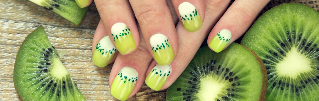 Nail Art Decoration! Proviamo col kiwi! Nail Art Decoration! Proviamo col kiwi!