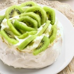 Pavlova Tropical