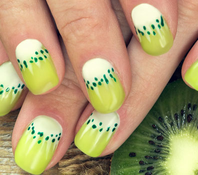 Nail Art Decoration! Probieren wir es mit Kiwi ;)