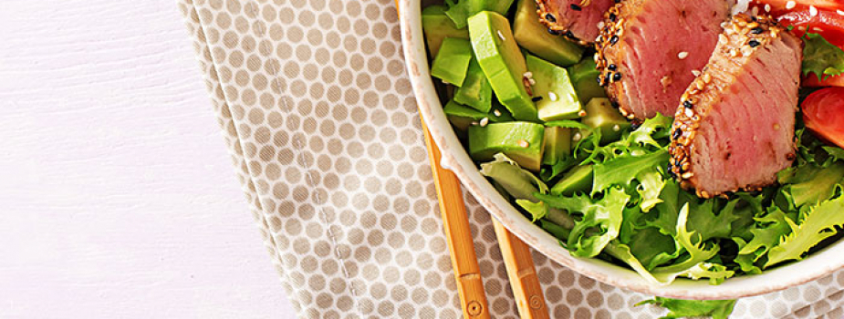 Atum com morango e kiwi