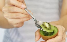 Properties and benefits of kiwi