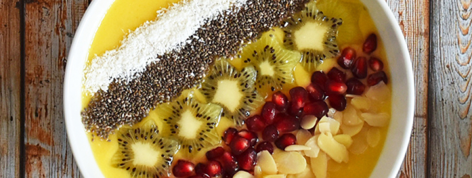 Bowl de verano con mango y kiwi