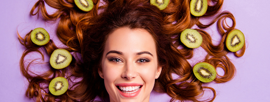 No más cabello graso… ¡con los kiwis!