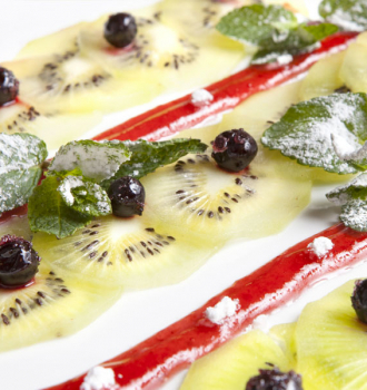 Carpaccio di Kiwi al profumo di fragole e menta