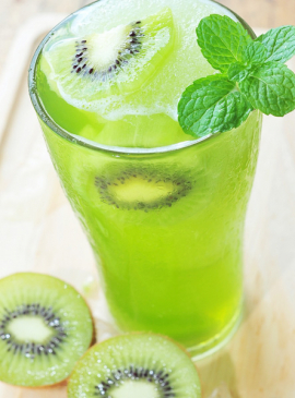 Kiwi cocktail
