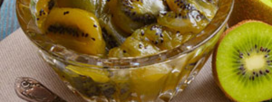 Composta fresca di kiwi all’erba cedrina e Robiola