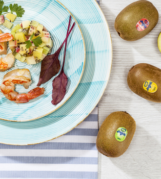 Ensalada de gambas y tartar de kiwi