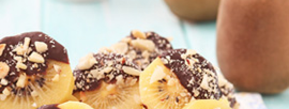 Kiwi al cioccolato e frutta secca