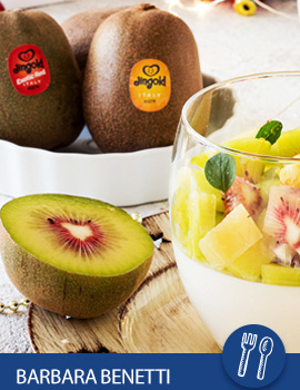 Panna cotta salata con kiwi e gambero al curry