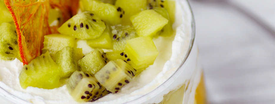 Mousse aus Ricotta mit Kiwi