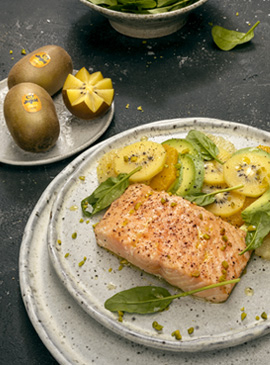 Baked salmon fillet and kiwi gold with citrus salad, avocado and baby spinach