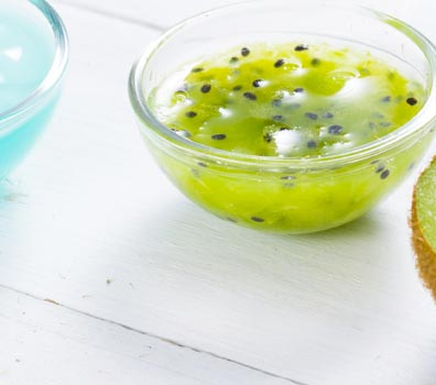 Antiossidante anti-age: lo scrub al kiwi