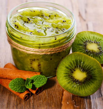 Smoothie mit Pfeffer und Kiwi