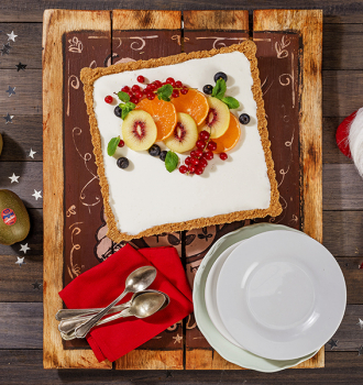 Cheesecake mit Joghurt und roten Kiwis