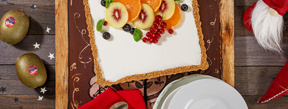 Cheesecake con yogur y kiwis rojos