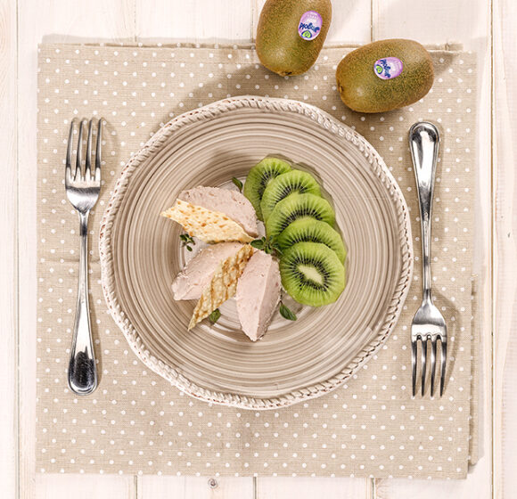 Mousse di kiwi e prosciutto